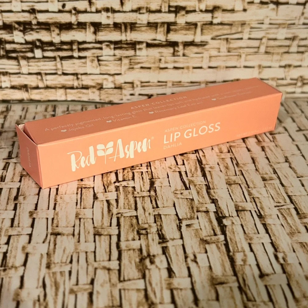 🐾Dahlia Lip Gloss🐾